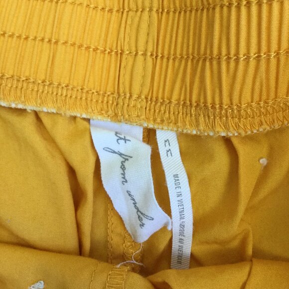 Bundle of Two Pairs of Urban Outfitters Out from Under Shorts m - Picture 6 of 8